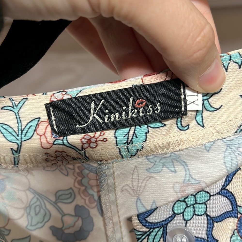 Kinikiss Long Sleeve Shirt Blouse Button Up Tan Pink Peacock Floral Womens XL - Picture 5 of 7